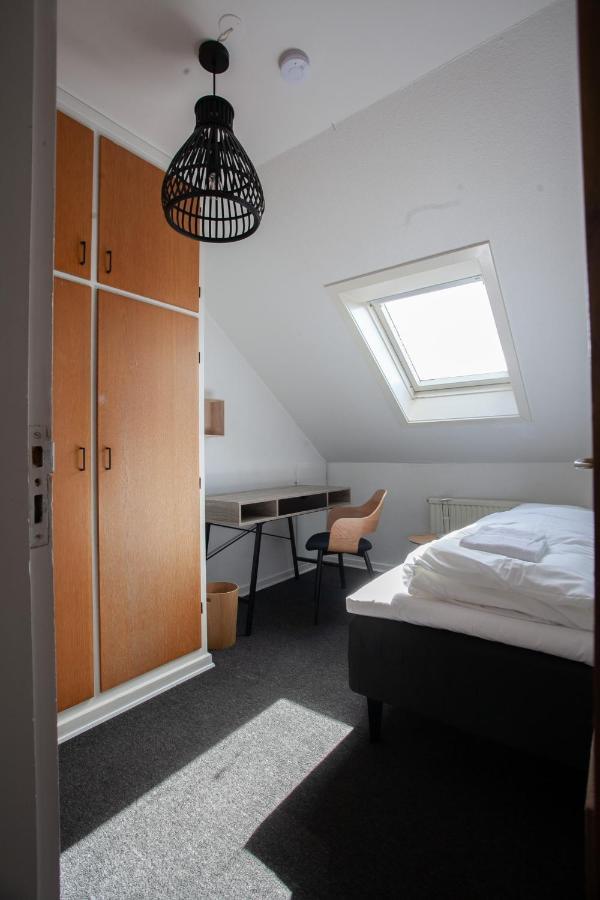 The Bird / Guesthouse / 10 Min Walk Downtown Torshavn Ngoại thất bức ảnh