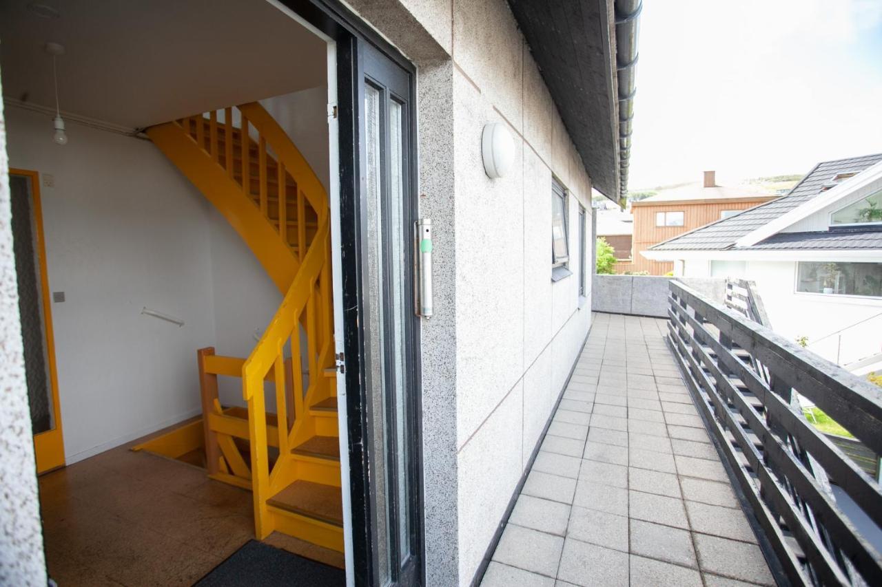 The Bird / Guesthouse / 10 Min Walk Downtown Torshavn Ngoại thất bức ảnh